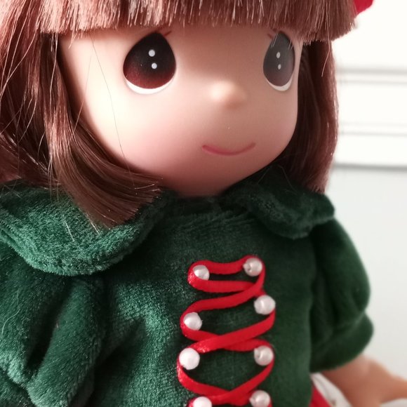 'PRECIOUS MOMENTS' Snow White Christmas Dreams Collectable Vinyl Doll 12… - Picture 2 of 16